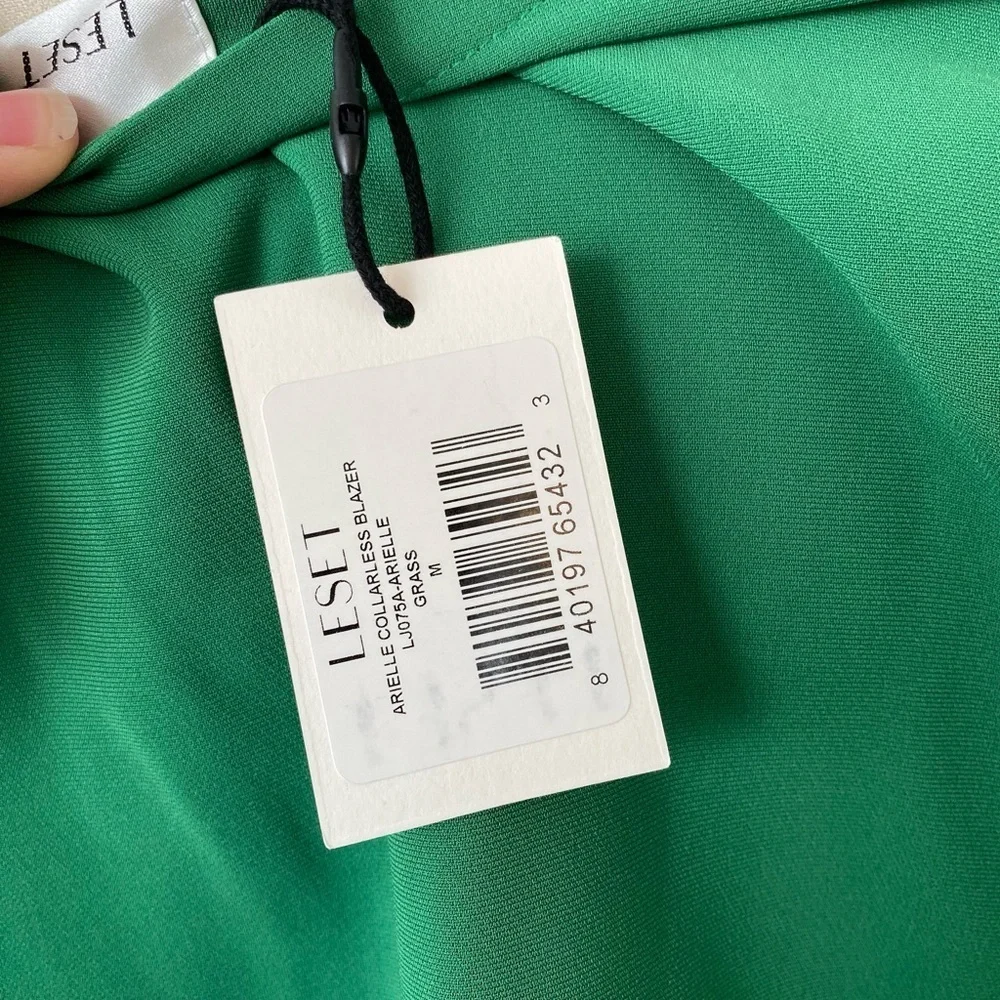 GT-030 Leset Arielle Collarless Blazer